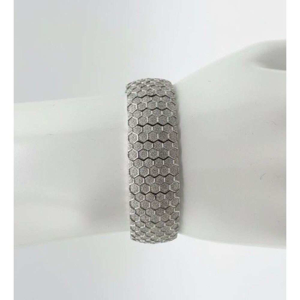 Vintage Bracelet CORO Pegasus Signed Honeycomb Textured Wide Link Chunky MCM Mod